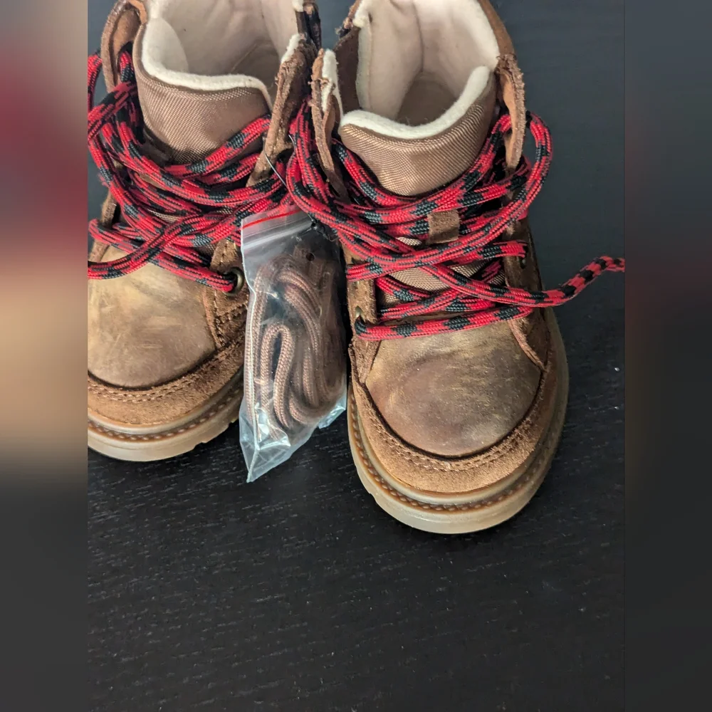Ugg Kids' Robley Waterproof Boot